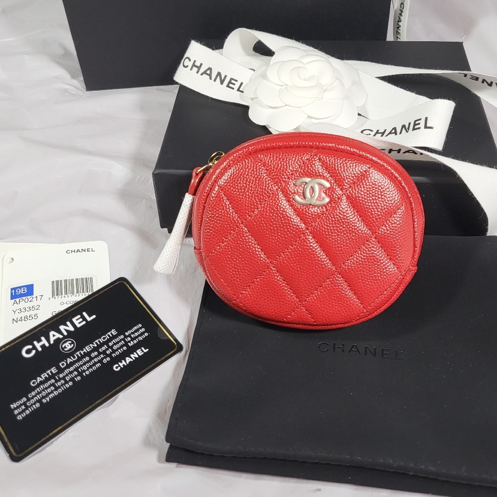 New authentic Chanel Caviar Quilted Zip Around Classic Coin Purse